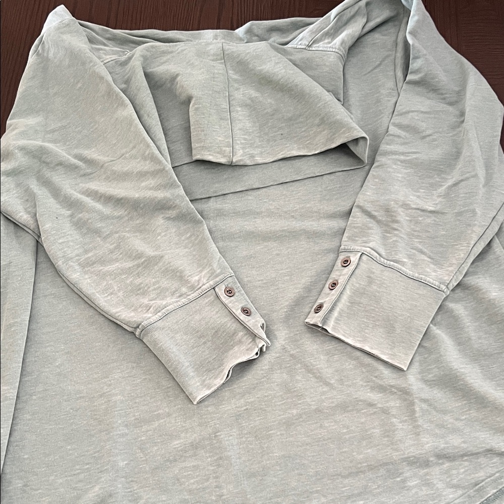 Jane and Delancey green Long Sleeve Tee